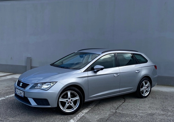 Seat Leon cena 34500 przebieg: 164252, rok produkcji 2018 z Kraków małe 667